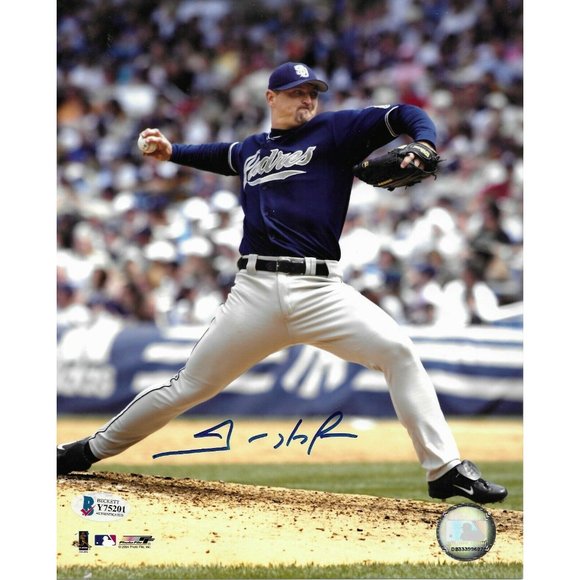 Trevor Hoffman Signed S.D. Padres 8x10 Photograph Beckett BAS Autographed Cert - Picture 2 of 5